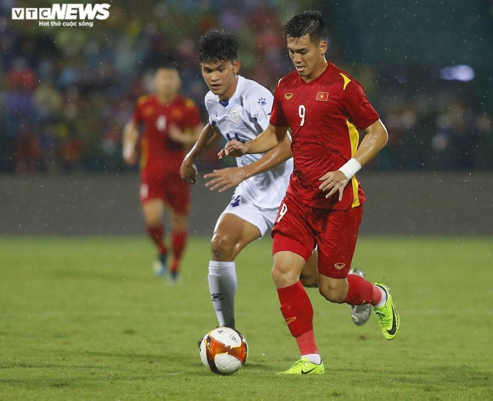 Trực tiếp bóng đá U23 Việt Nam 0-0 U23 Philippines: Văn Đô sút phạt chệch cột - 4