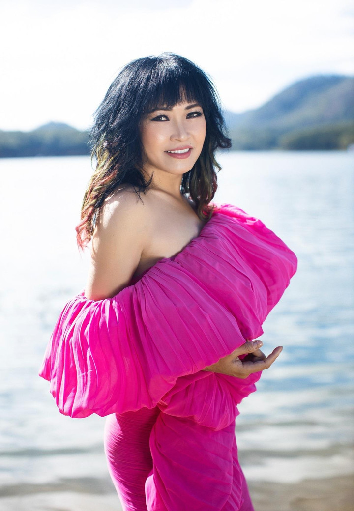 Những mỹ nhân Việt từng gây sốc khi bất ngờ cạo trọc đầu - 10