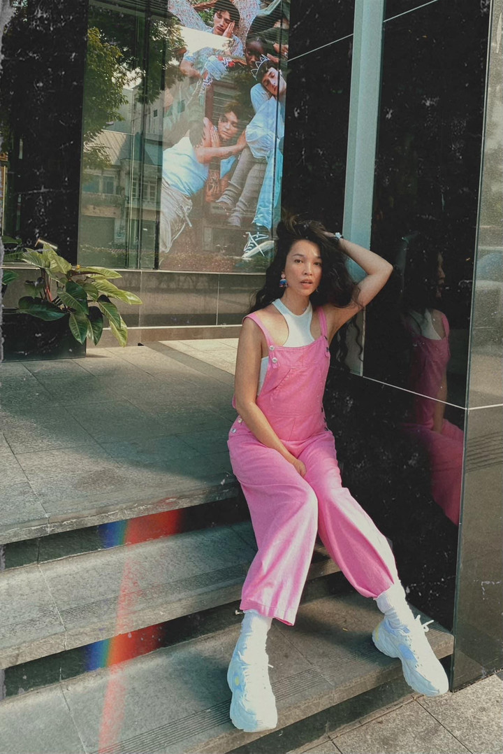 Sao Việt 10/5: Đỗ Mỹ Linh khoe được dẫn SEA Games, Minh Tú úp mở đã chia tay - 10