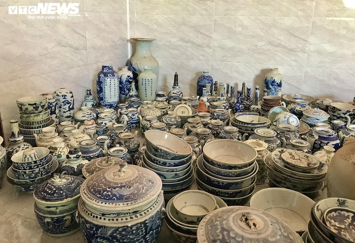 Ảnh: 'Bảo tàng mini' chứa đựng hơn 18.000 cổ vật giữa lòng phố núi - 10