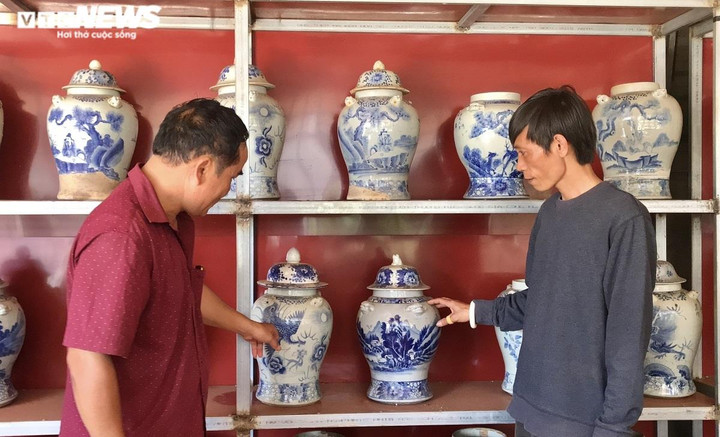 Ảnh: 'Bảo tàng mini' chứa đựng hơn 18.000 cổ vật giữa lòng phố núi - 2