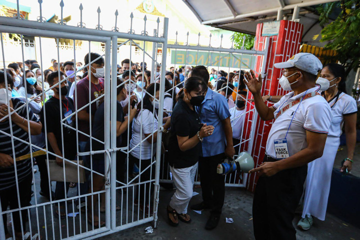 Nổ lựu đạn tại điểm bỏ phiếu Philippines - 1