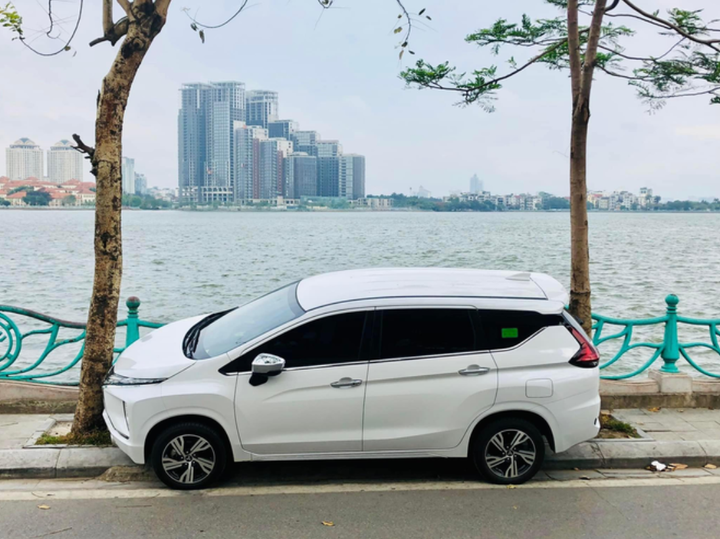 Choáng với những màn đậu xe đỉnh cao 'out trình' hết mọi tay lái lụa - 2