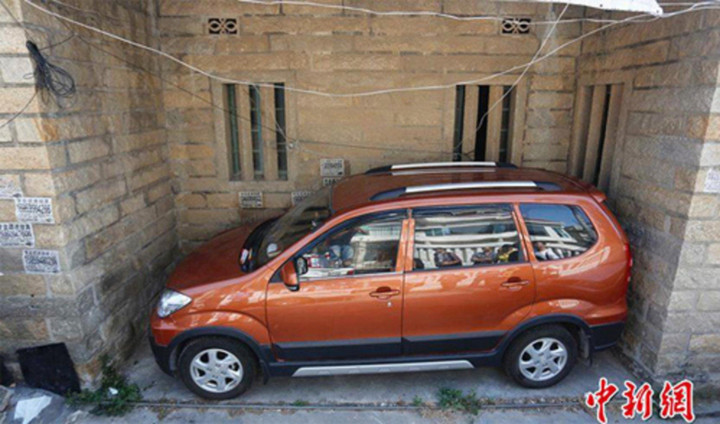 Choáng với những màn đậu xe đỉnh cao 'out trình' hết mọi tay lái lụa - 6