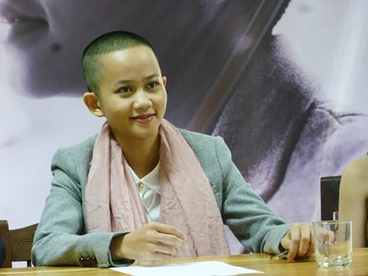 Những mỹ nhân Việt từng gây sốc khi bất ngờ cạo trọc đầu - 13