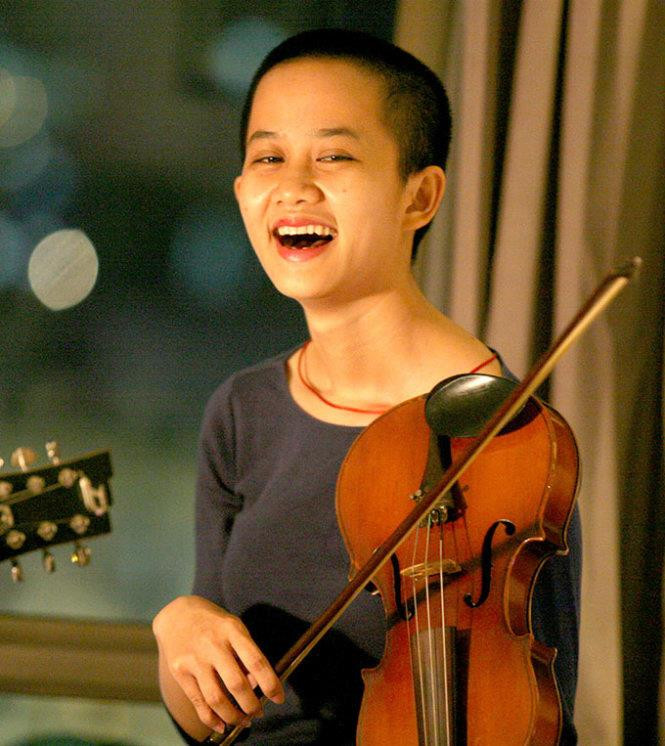 Những mỹ nhân Việt từng gây sốc khi bất ngờ cạo trọc đầu - 12