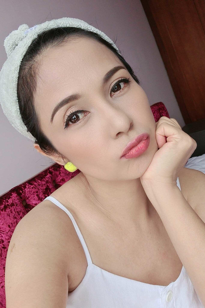 Hôn nhân tan vỡ, 3 người đẹp trong showbiz quyết không đi bước nữa vì lý do gì? - 2