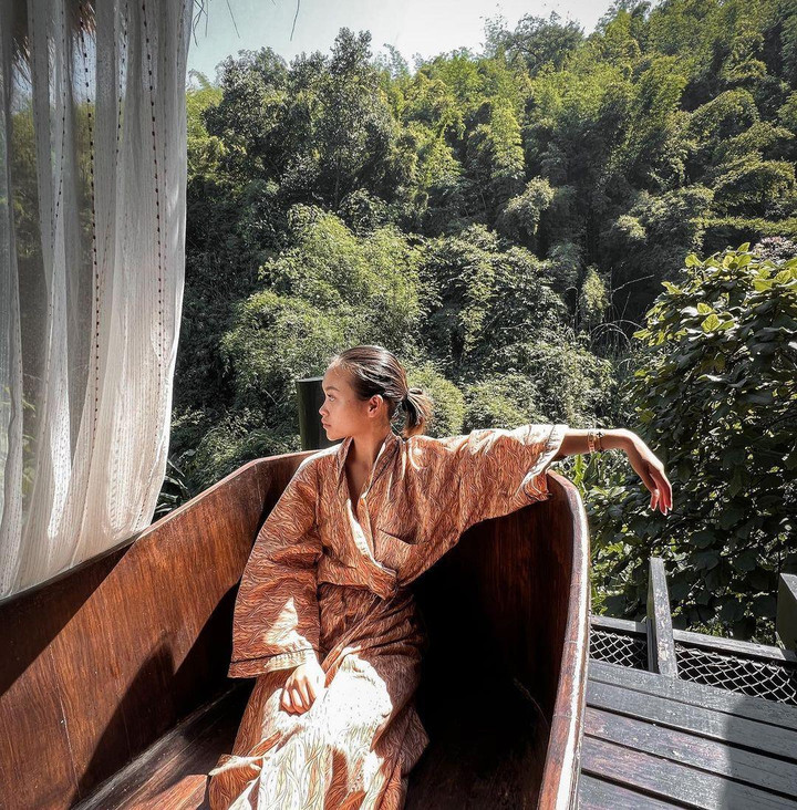 Con gái độc nhất của nữ tỷ phú Thái: Có 2 bằng cử nhân, cá tính mạnh mẽ hệt mẹ - 8