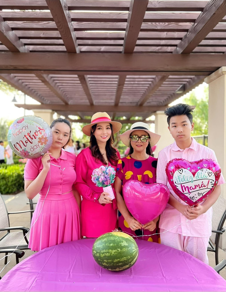 Sao Việt 11/5: Diva Thanh Lam ngày càng trẻ, 'dính như sam' bên chồng chưa cưới - 5