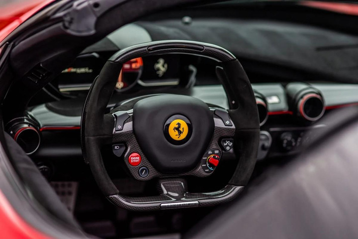 LaFerrari Aperta 2017 đã qua sử dụng được rao bán lên tới hơn 100 tỷ đồng - 8