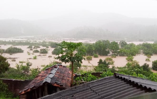 Ứng phó với mưa lớn, lũ quét ở các tỉnh vùng núi phía Bắc thế nào? - 1