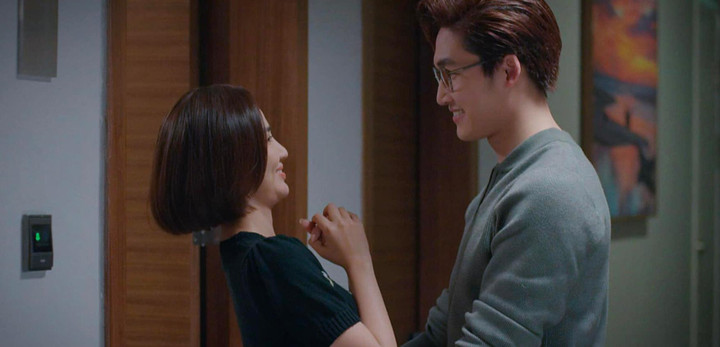 Khán giả 'Thương ngày nắng về' phát sốt vì cảnh Minh Huyền tỏ tình với Đình Tú - 1