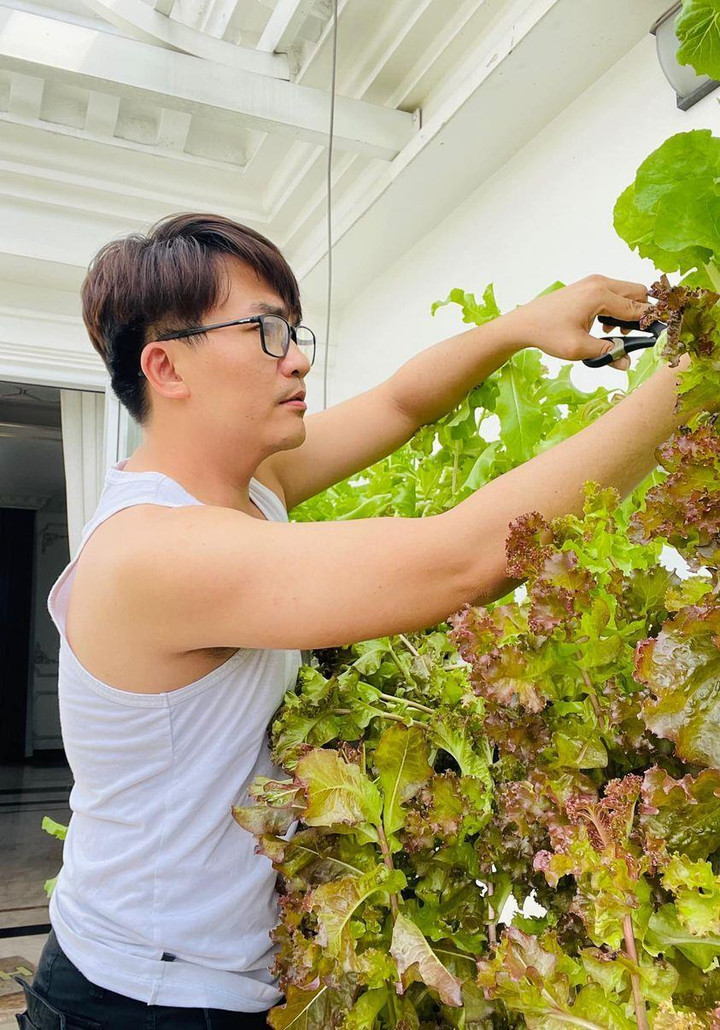 Sao Việt 12/5: Chồng cũ Phạm Quỳnh Anh gầy xanh xao bên cạnh Tuấn Hưng - 5