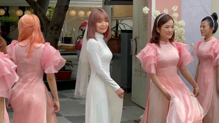 Mạc Văn Khoa lái xe máy Dream cũ đi hỏi vợ - 3