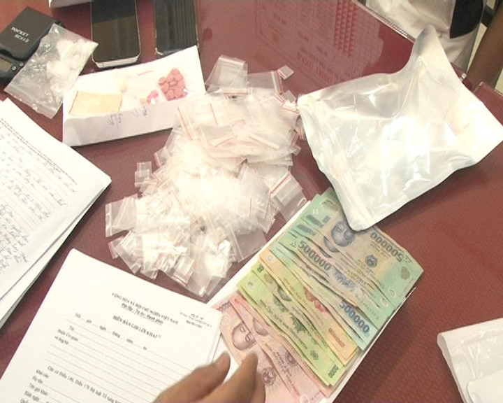 Thành phố Huế: Chặn đứng đường dây đưa ma tuý vào quán bar, karaoke - 1