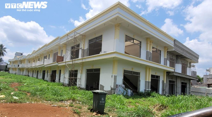 Cưỡng chế nhà dựng trên đất nông nghiệp: Còn nhiều dự án trơ gan cùng tuế nguyệt - 2