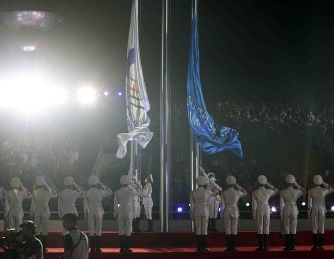 Bạn bè quốc tế ấn tượng, bày tỏ khen ngợi về Lễ khai mạc SEA Games 31 - 19