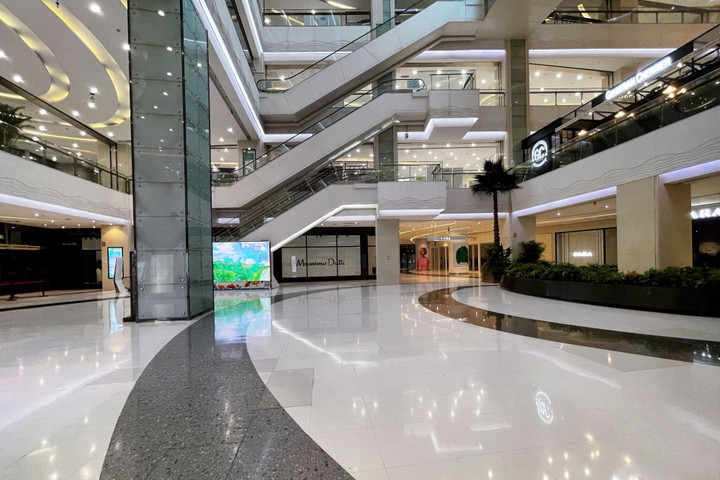 Bắc Kinh vắng bóng người ra đường - 2