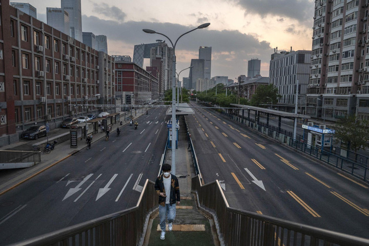 Bắc Kinh vắng bóng người ra đường - 9