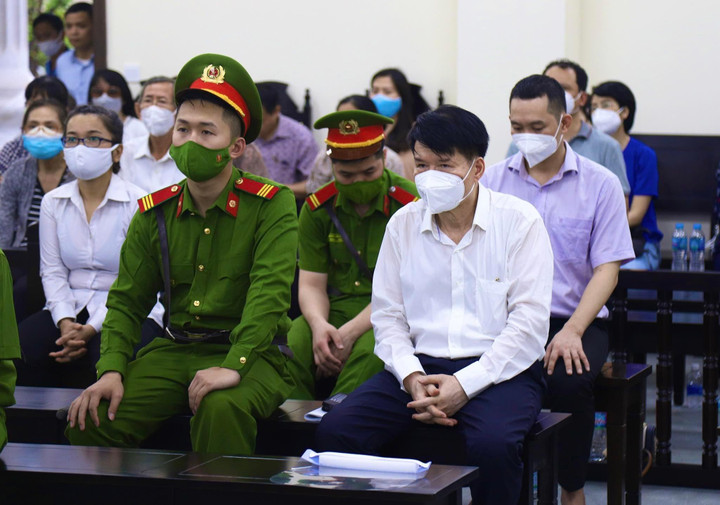 Cựu Thứ trưởng Bộ Y tế biện minh lý do không ngăn chặn thuốc giả VN Pharma - 1