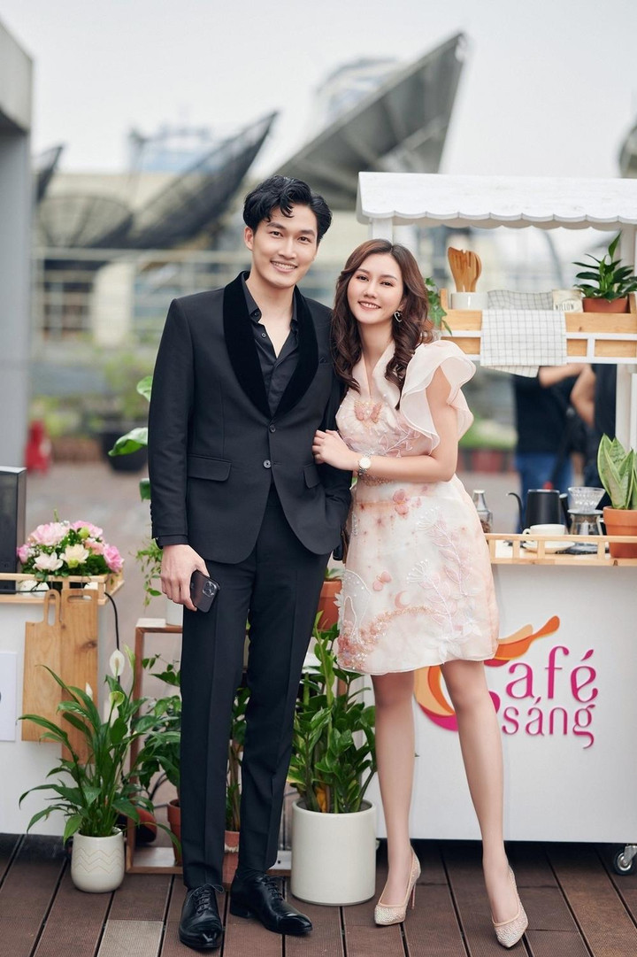 6 năm yêu chân thành, vượt khó khăn của Đình Tú và 'chị đẹp' Hương Giang - 3