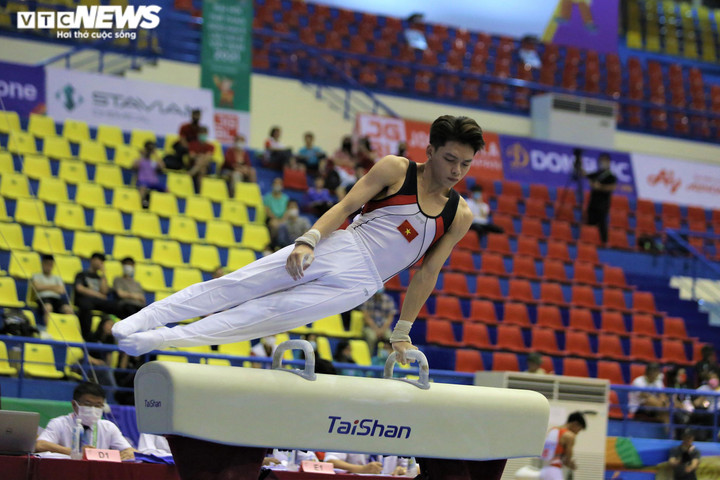 Dàn hot boy TDDC Việt Nam giành HCV nội dung toàn năng đồng đội - 4