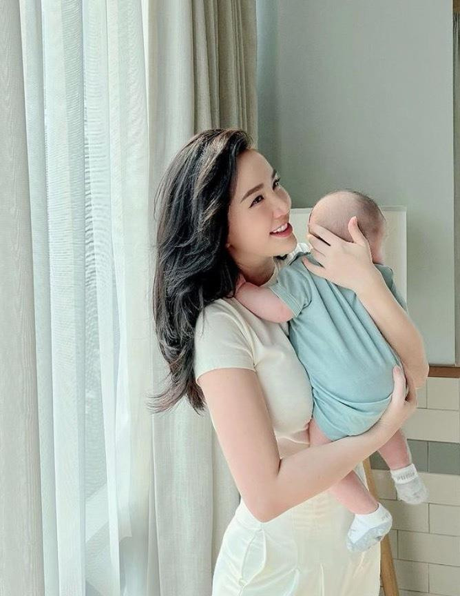 Cuộc sống như mơ của 2 nàng 'công chúa nhạc teen' đình đám V-Pop - 12