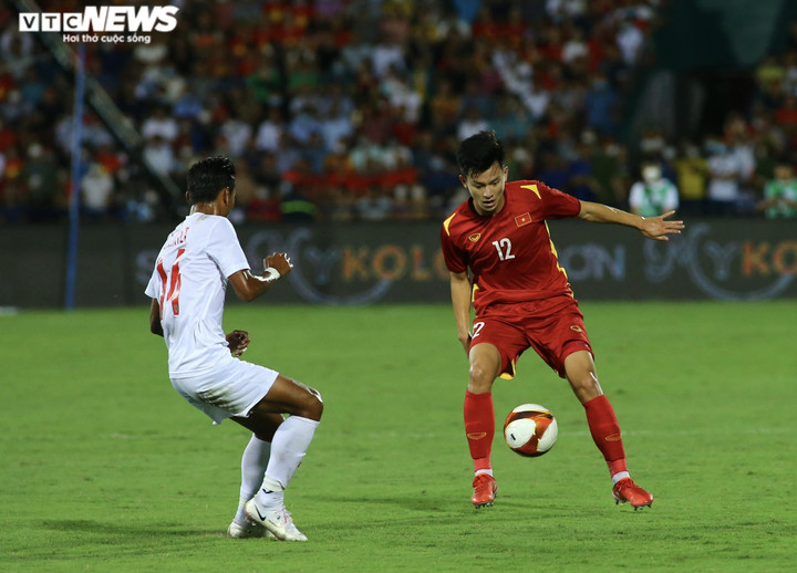 Giá vé xem chung kết bóng đá nam SEA Games 31 rẻ nhất 300.000 đồng - 1