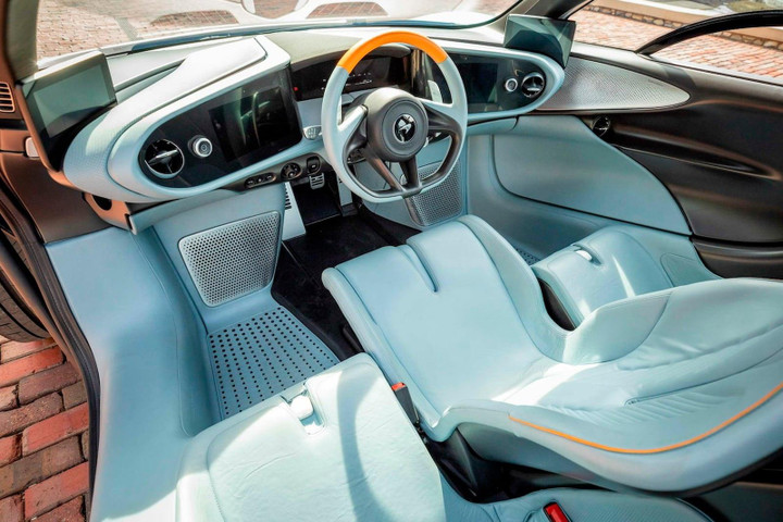 McLaren Speedtail rao bán với giá 3 triệu USD - 5