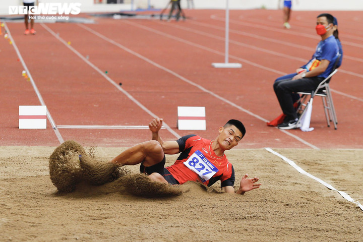 Nhà vô địch SEA Games 31 cầu hôn bạn gái ngay sau khi nhận HCV - 5