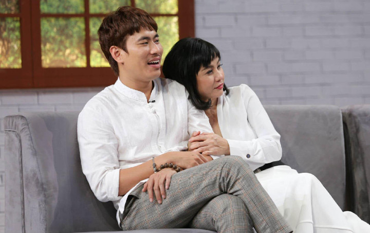 Đường tình duyên lận đận, đầy sóng gió của Cát Phượng - 7