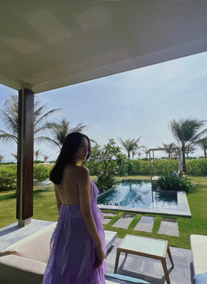 Sao Việt 16/5: Cát Phượng vui vẻ sau thông báo chia tay Kiều Minh Tuấn - 4