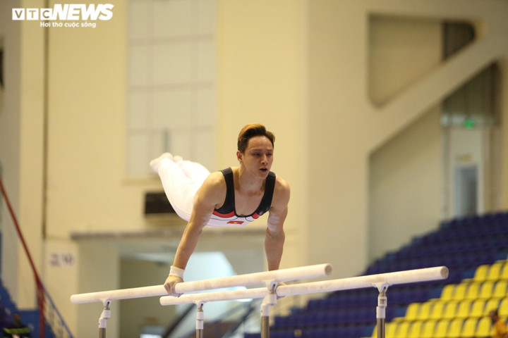 Thắng ĐKVĐ thế giới, Đinh Phương Thành giành liền 2 HCV SEA Games - 2