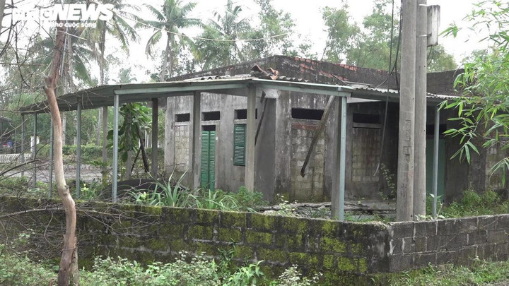 Cận cảnh những dự án nghỉ dưỡng trăm tỷ bỏ hoang ở Huế - 15