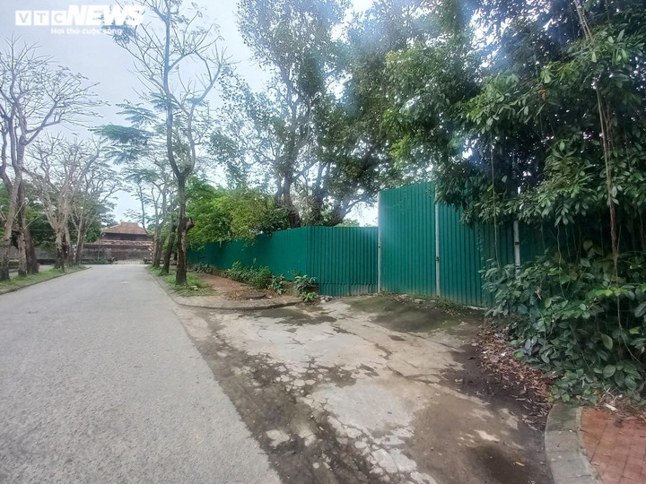 Cận cảnh những dự án nghỉ dưỡng trăm tỷ bỏ hoang ở Huế - 11