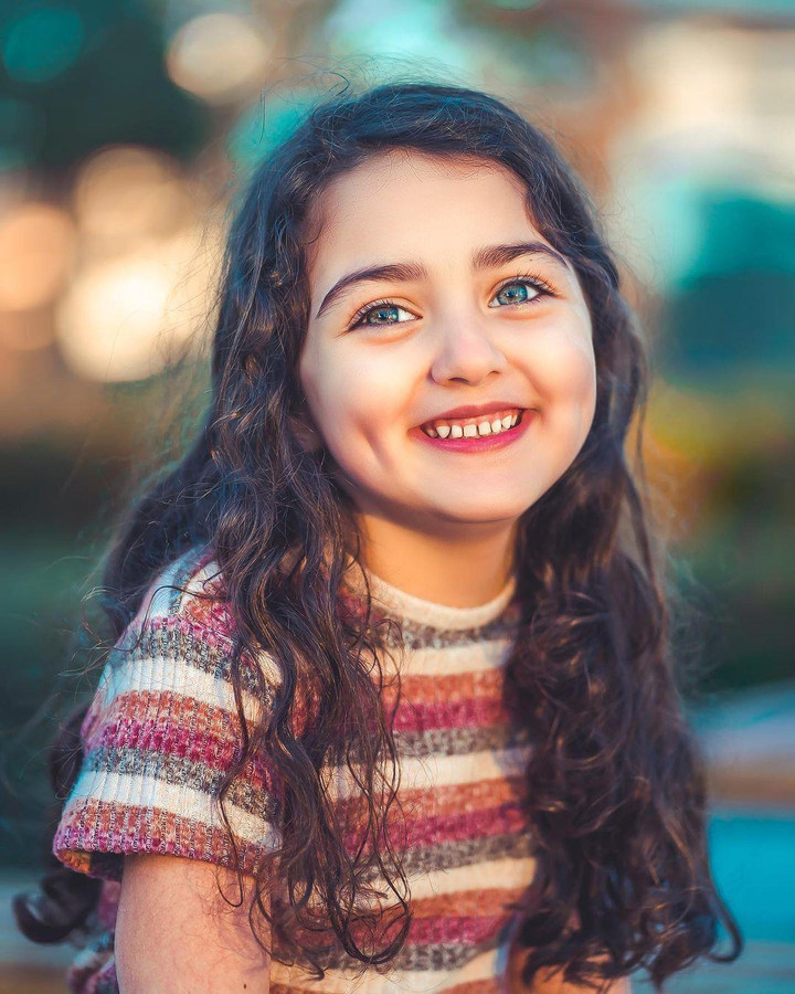 Vẻ trong trẻo của 'em bé có nụ cười đẹp nhất thế giới', ai nhìn cũng vui lây - 9