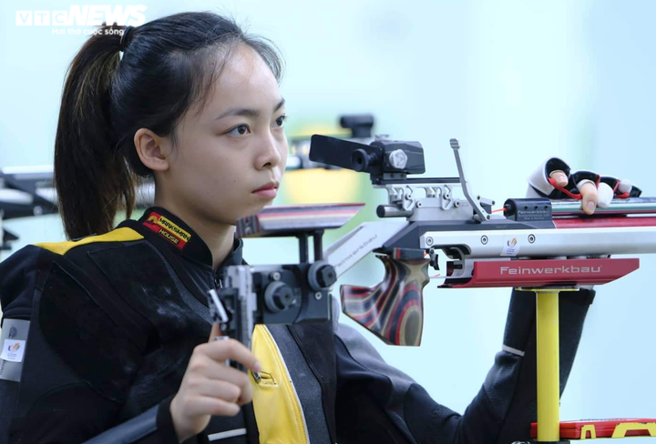 Trực tiếp SEA Games 31 hôm nay 16/5: Nguyễn Huy Hoàng, Trần Hưng Nguyên vô địch - 30