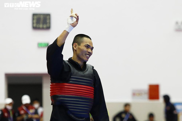 Trực tiếp SEA Games 31 hôm nay 16/5: Nguyễn Huy Hoàng, Trần Hưng Nguyên vô địch - 28