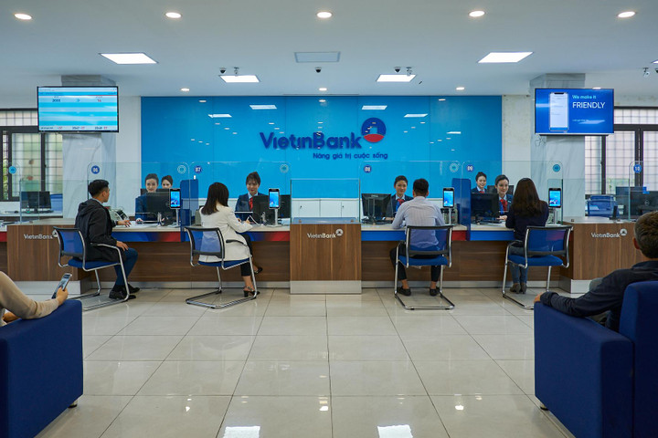 VietinBank 11 năm liên tiếp nằm trong Top 2000 doanh nghiệp lớn nhất thế giới - 1