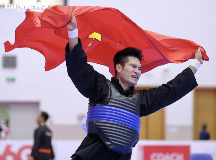 Trực tiếp SEA Games 31 hôm nay 16/5: Nguyễn Huy Hoàng, Trần Hưng Nguyên vô địch - 18