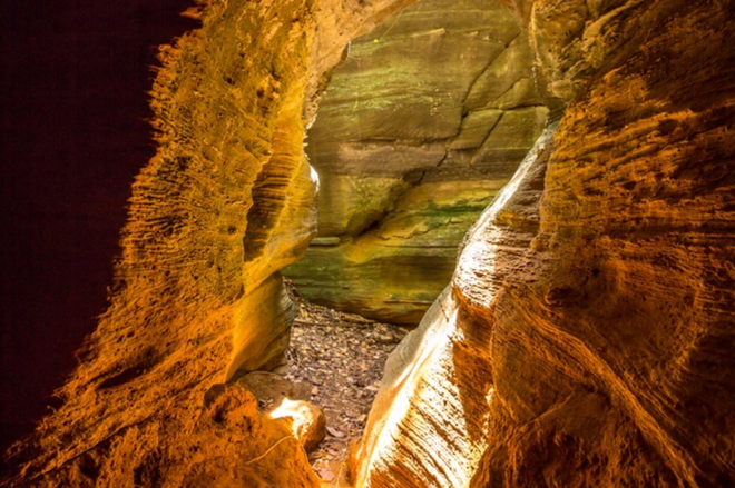 Lạc vào ‘kỷ Jura’ đậm chất phiêu lưu ở hang động Quảng Nam ít người đặt chân đến - 5