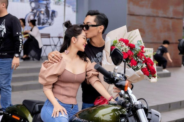 'Soi' chiếc Harley-Davidson tiển tỷ mà Khánh Thi tặng Phan Hiển - 8