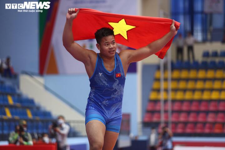 Trực tiếp SEA Games 31 hôm nay 17/5: Đội bơi tiếp sức 4x200m tự do phá kỷ lục - 10