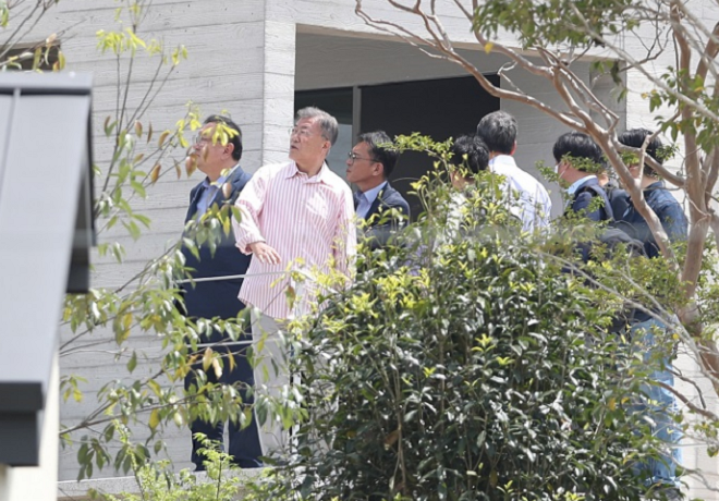 Ảnh: Cuộc sống giản dị tại quê nhà của cựu Tổng thống Hàn Quốc - 6