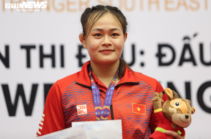 Trực tiếp SEA Games 31 hôm nay 18/5: Mưa HCV từ tuyển điền kinh, bơi, vật - 17