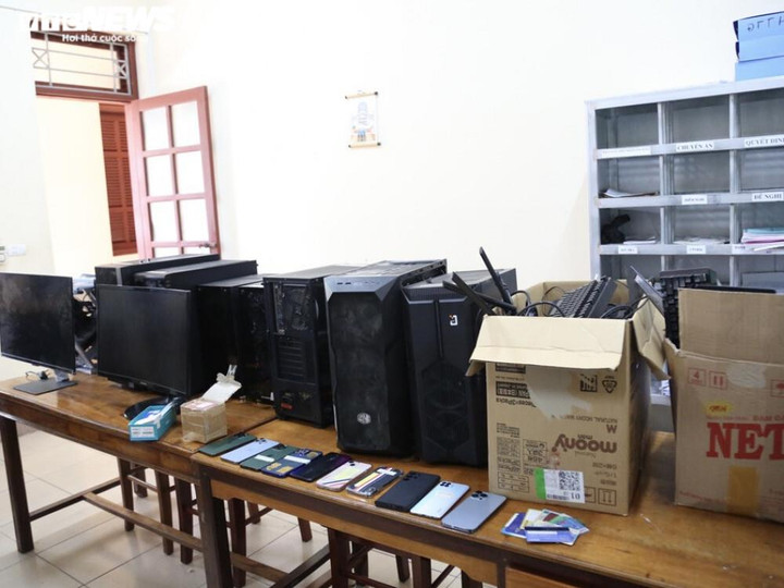 Hà Tĩnh: Khởi tố 11 thanh thiếu niên trong đường dây đánh bạc qua ví MoMo - 3