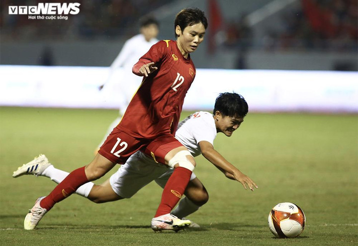 Trực tiếp bóng đá nữ Việt Nam 1-0 Myanmar: Huỳnh Như ghi bàn - 4