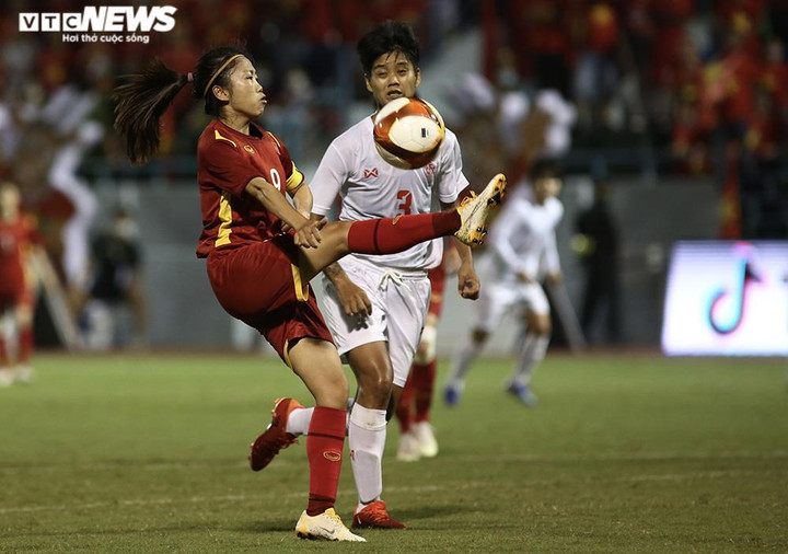 Trực tiếp bóng đá nữ Việt Nam 1-0 Myanmar: Huỳnh Như ghi bàn - 3