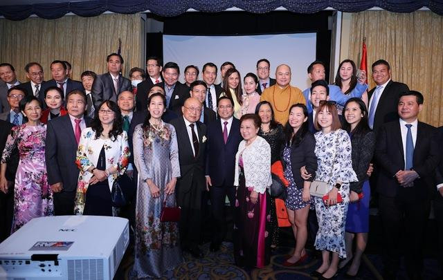 Thủ tướng gặp kiều bào tại Mỹ: 'Nước Việt Nam là một, dân tộc Việt Nam là một' - 9