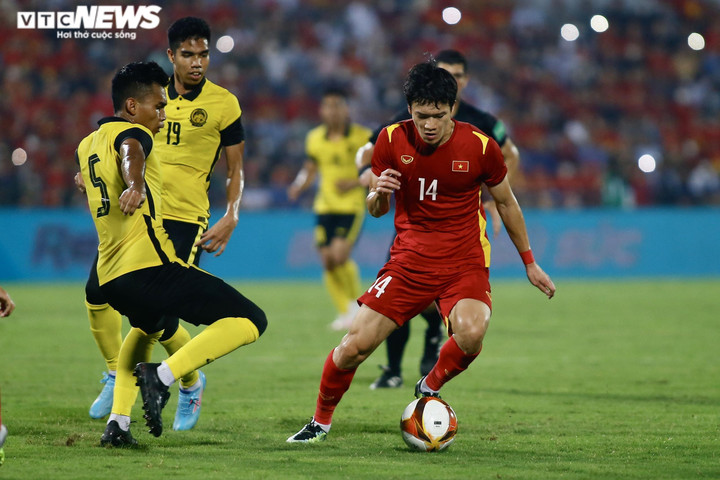 Trực tiếp U23 Việt Nam 1-0 U23 Malaysia: Tiến Linh ghi bàn - 2